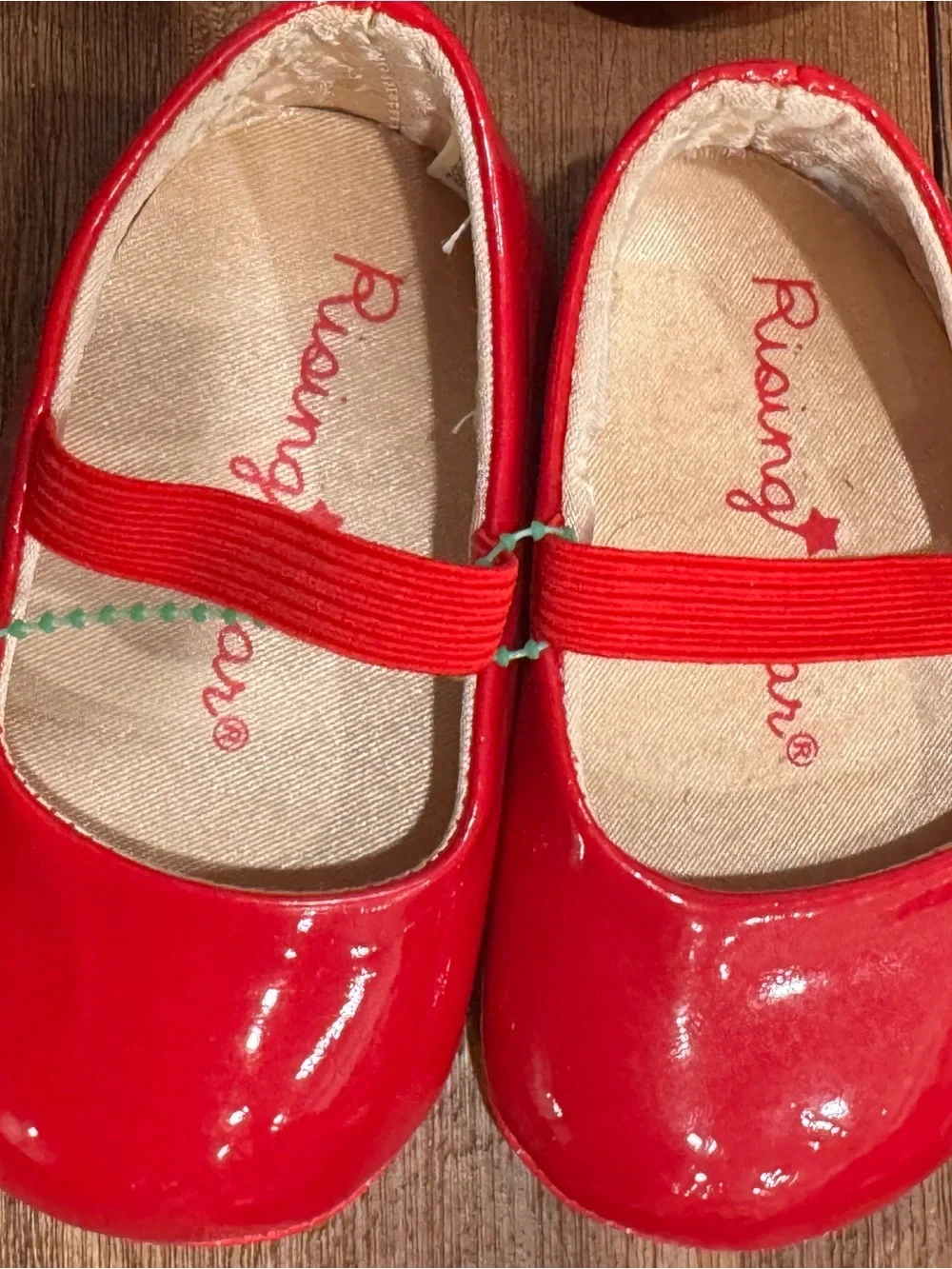 Gymboree, Old Navy etc... Lot of 5 pairs of baby shoes.